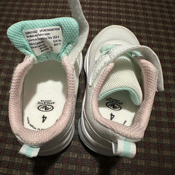 Athletic Works White and Pink Sneakers with Velcro Closure size 4 - Picture 3 of 5